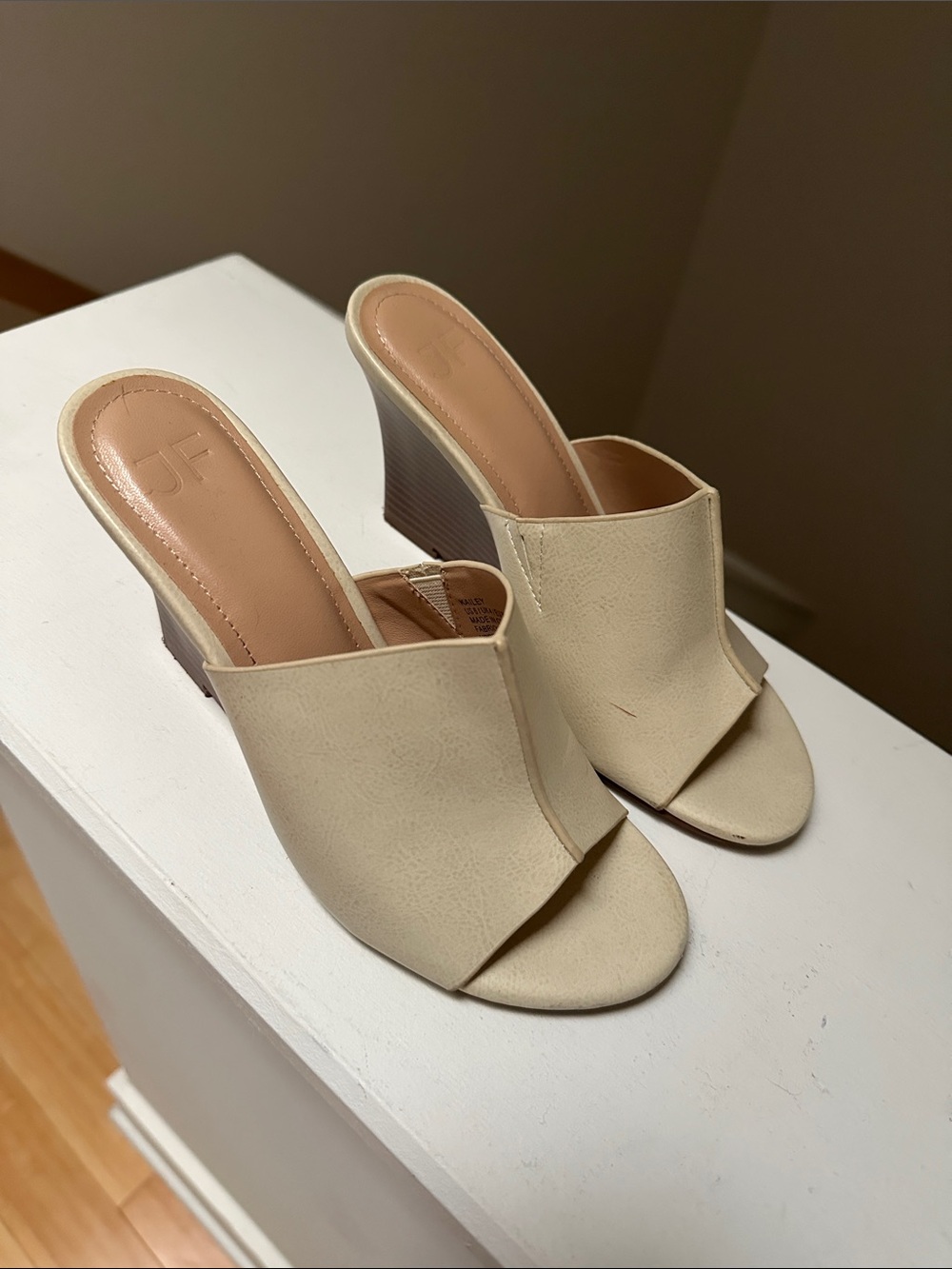 JustFab Cream Open-Toe Wedge Mules